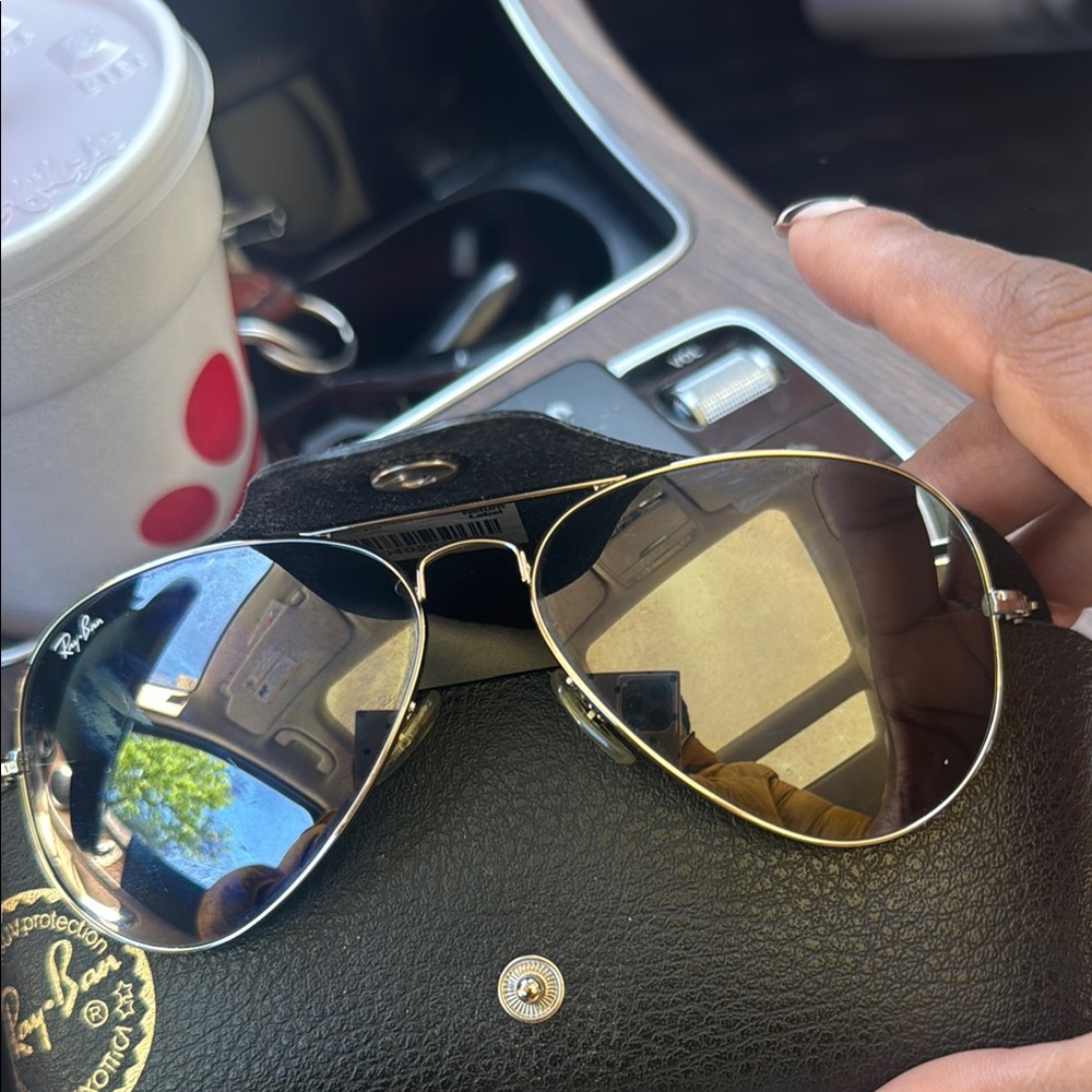 Ray-Ban Gold Aviator Sunglasses